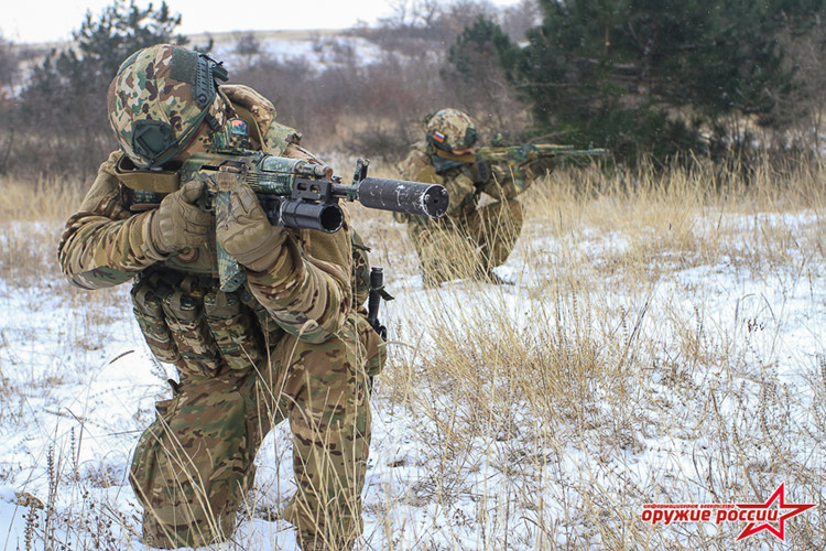 Hầm hố Hải quân Đánh bộ Nga tác chiến giữa rừng băng tuyết